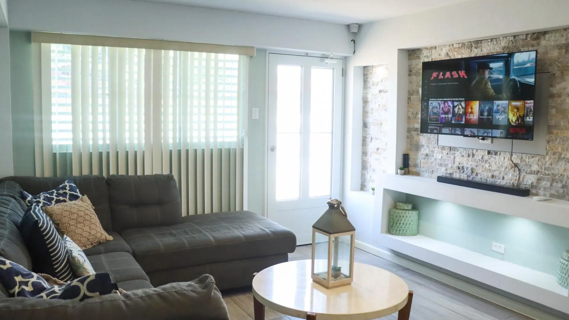Summer Apt Minutes From The Beach contacts